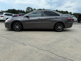 Used 2015 Toyota Camry XLE w/ Moonroof Package image 2