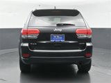 Used 2017 Jeep Grand Cherokee Limited w/ Luxury Group II image 2