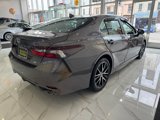Used 2023 Toyota Camry SE image 4