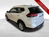 Used 2020 Nissan Rogue SV image 2