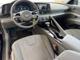 New 2025 Hyundai Elantra SE image 2