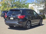 Used 2020 Nissan Pathfinder Platinum image 4