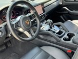 Certified 2022 Porsche Cayenne Platinum Edition image 4