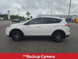 Used 2018 Toyota RAV4 SE image 3