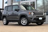 Used 2023 Jeep Renegade Latitude image 2
