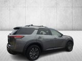 Used 2022 Nissan Pathfinder SV image 5