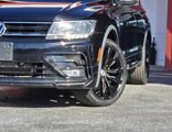 Used 2021 Volkswagen Tiguan SE R-Line image 2