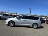 Used 2022 Chrysler Voyager LX image 4