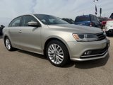 Used 2015 Volkswagen Jetta SE image 2