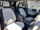 Used 2023 Chevrolet Equinox LS w/ LS Convenience Package image 4