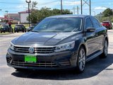 Used 2017 Volkswagen Passat 1.8T R-Line w/ R-Line Lighting Package image 4