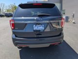 Used 2017 Ford Explorer XLT w/ Equipment Group 202A image 4