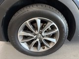 Used 2017 Hyundai Santa Fe SE image 5