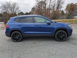 New 2024 Volkswagen Taos SE image 3