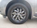 Used 2015 INFINITI QX60 AWD w/ Premium Plus Package image 5
