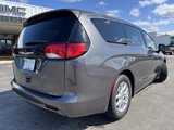 Used 2022 Chrysler Voyager LX image 5