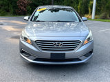 Used 2017 Hyundai Sonata SE image 2