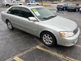 Used 2002 Toyota Avalon XLS image 3