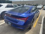 Used 2022 Hyundai Elantra SEL image 3