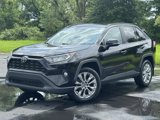 Used 2019 Toyota RAV4 XLE Premium image 2