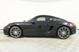 Used 2016 Porsche Cayman image 2