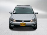 Used 2017 Volkswagen Golf Alltrack SE image 2