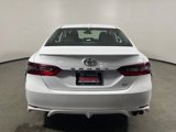 Used 2023 Toyota Camry SE image 4