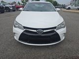 Used 2016 Toyota Camry SE image 2
