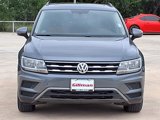 Used 2018 Volkswagen Tiguan SE w/ Panoramic Sunroof Package image 4