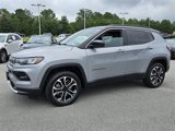 Used 2024 Jeep Compass Limited image 3