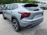 New 2025 Chevrolet Trax RS w/ Sunroof Package image 3