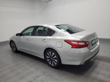 Used 2017 Nissan Altima 2.5 SV image 3