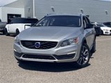 Used 2018 Volvo V60 T5 Cross Country w/ Convenience Package image 3