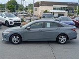 Certified 2022 Hyundai Elantra SE image 4