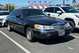 Used 2000 Lincoln Town Car Executive image 2