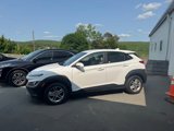 Used 2022 Hyundai Kona SE w/ Cargo Package image 2