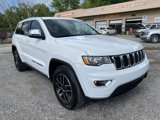 Used 2021 Jeep Grand Cherokee Laredo image 3
