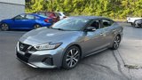 Used 2023 Nissan Maxima SV image 2