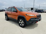 Used 2014 Jeep Cherokee Trailhawk w/ Technology Group image 2