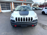 Used 2016 Jeep Cherokee Trailhawk image 2