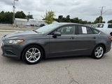 Used 2018 Ford Fusion SE w/ Fusion SE Technology Package image 3