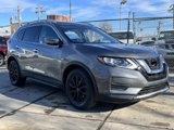 Used 2018 Nissan Rogue SV image 3