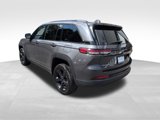 Used 2022 Jeep Grand Cherokee Altitude image 3