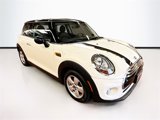 Used 2017 MINI Cooper 2-Door Hardtop image 3