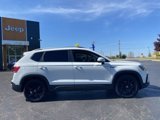 Used 2022 Volkswagen Taos SE image 3