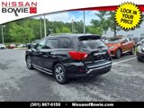 Used 2018 Nissan Pathfinder SV image 3
