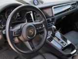 Certified 2024 Porsche Macan image 4