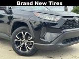 Used 2021 Toyota RAV4 LE image 3