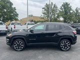 Used 2018 Jeep Compass Limited image 2