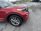 Used 2022 Ford Explorer XLT w/ Equipment Group 202A image 4